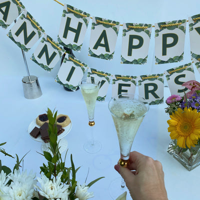 Awesome Anniversary Decorations: At Home Ideas