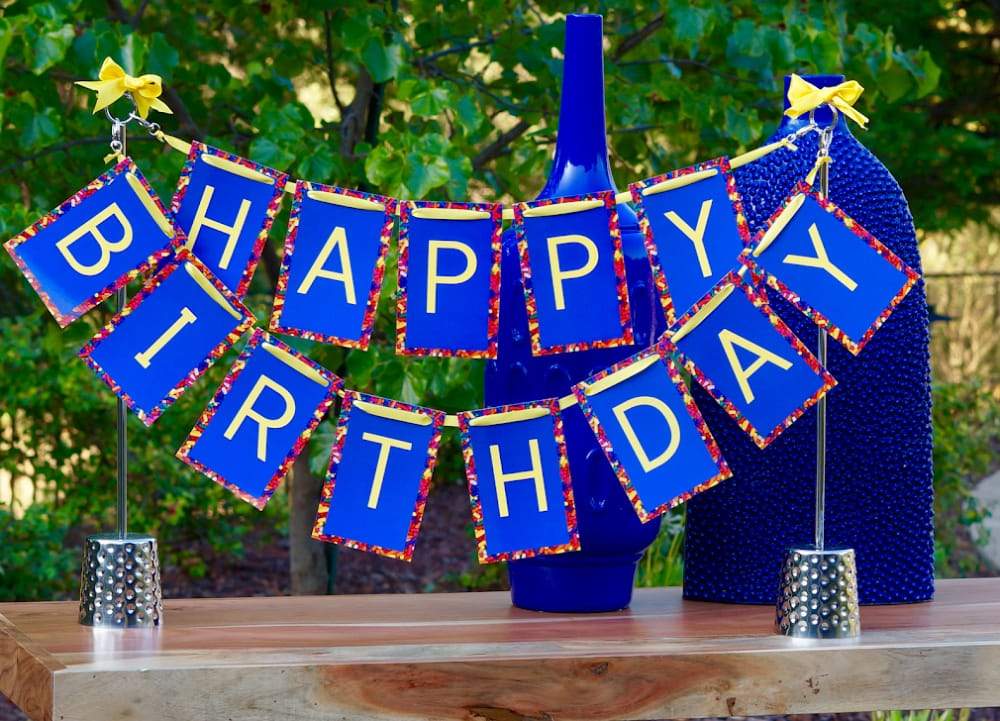 Blue Birthday Centerpiece for Party Table Looks Great in Pictures